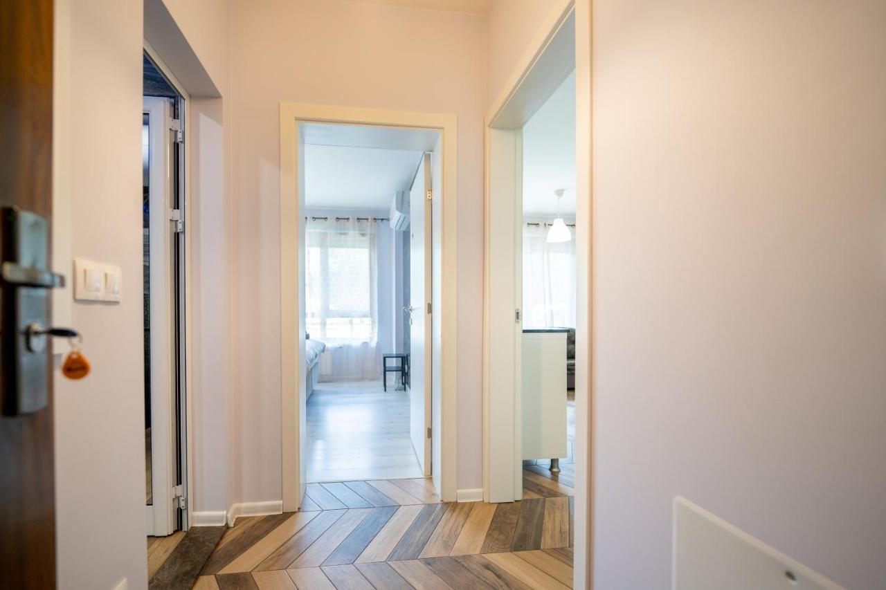 Sunny Apartment In Studentski Grad, Behind Unss 소피아 외부 사진