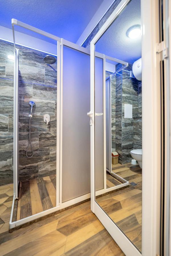 Sunny Apartment In Studentski Grad, Behind Unss 소피아 외부 사진